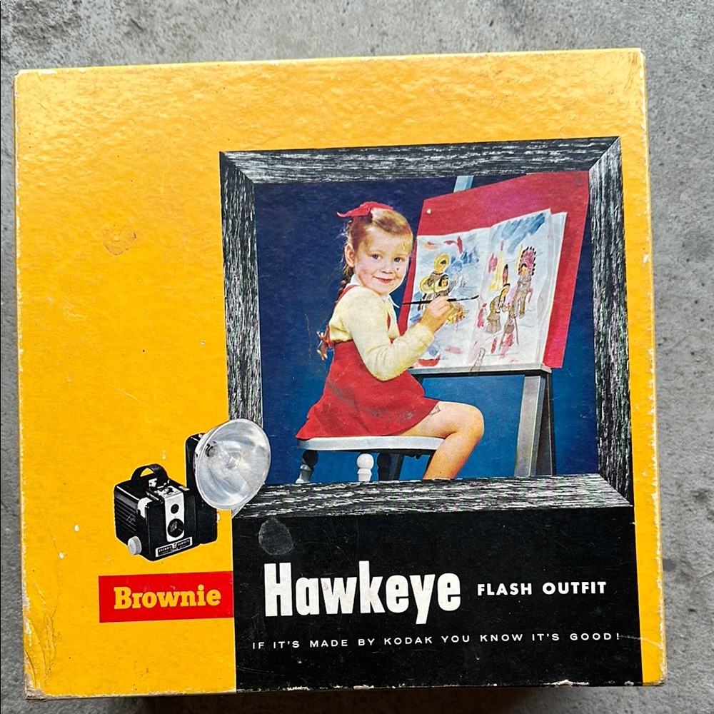 Kodak Hawkeye Flash Outfit with Yellow Box